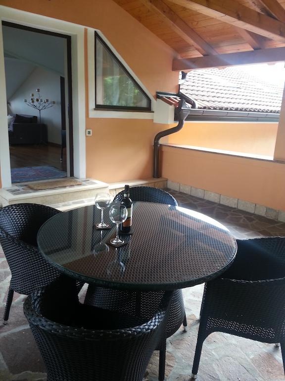Apartment Pergola Veprinac Exterior photo
